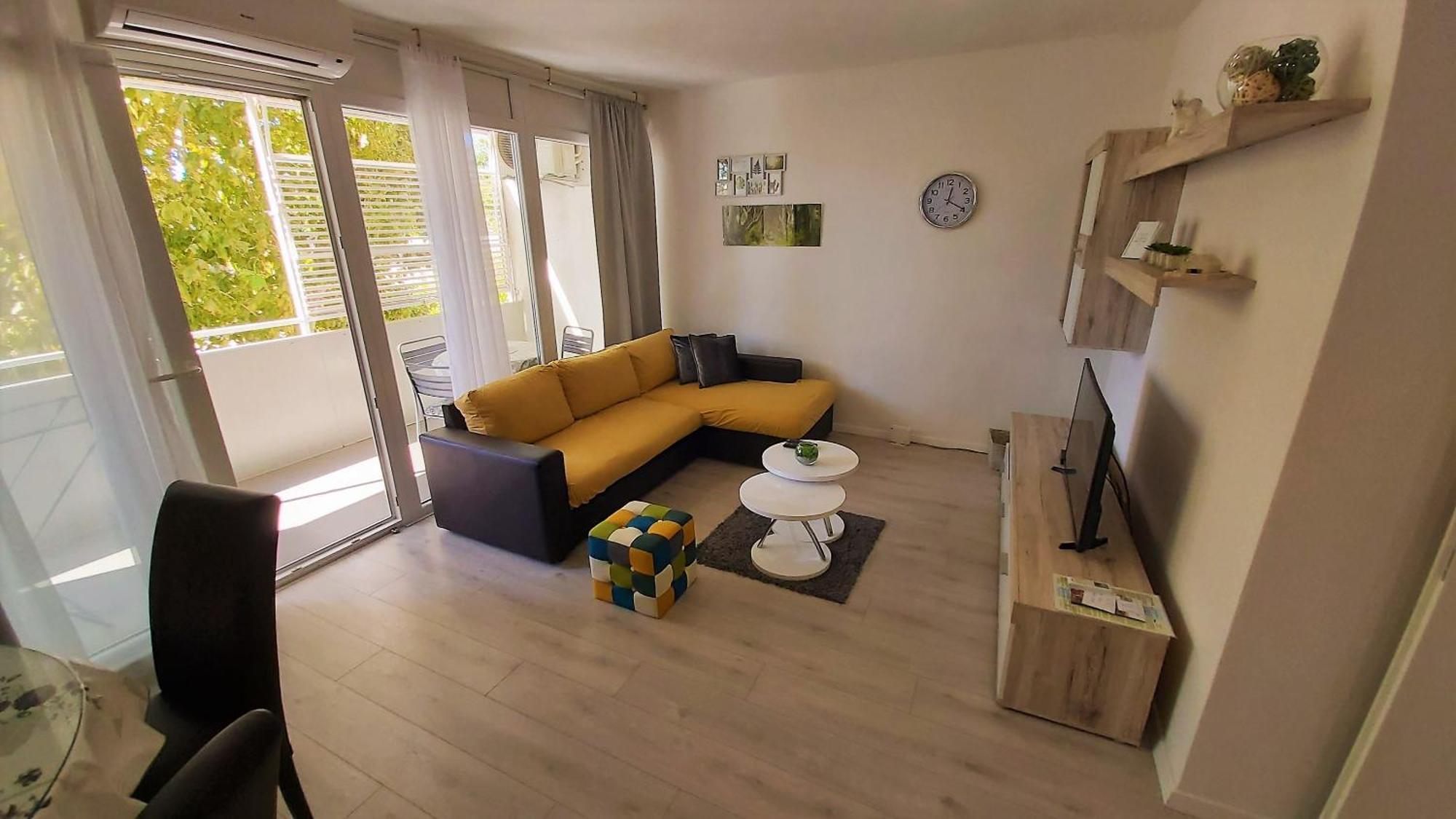 Apartment Punta 오미스 외부 사진