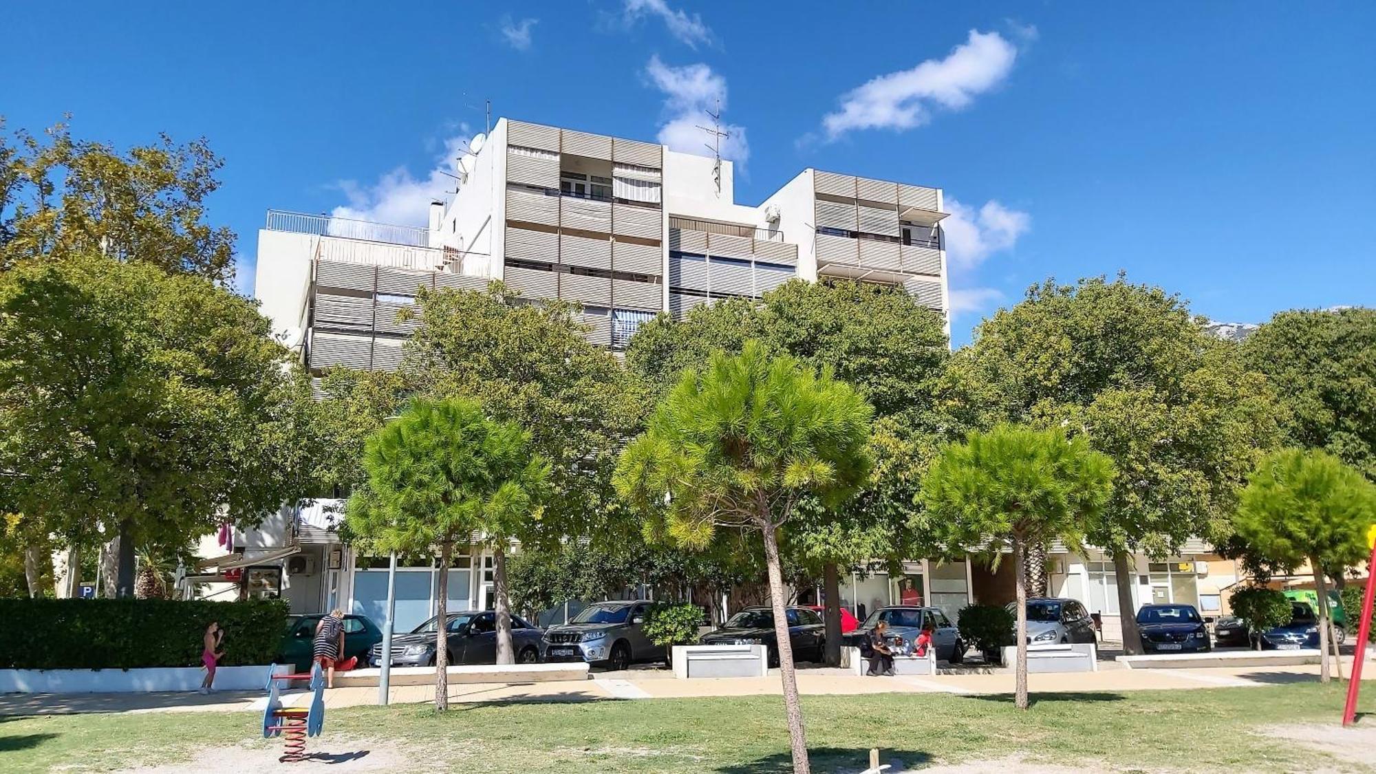 Apartment Punta 오미스 외부 사진